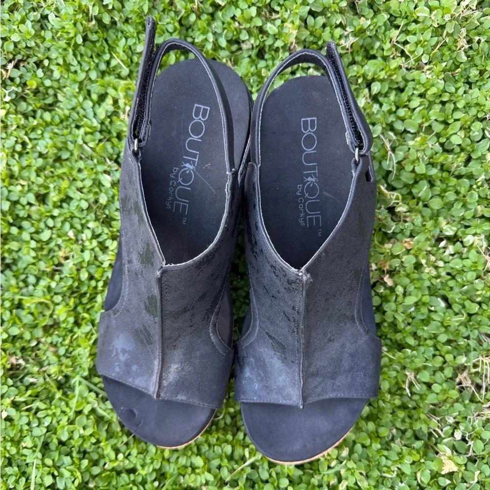 Corkys‎ Carley Black Wedge Sandals Sz-7. V